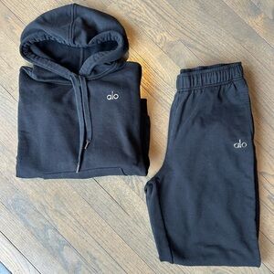 ALO Yoga Women size M Black Sweatpants and Hoodie Set